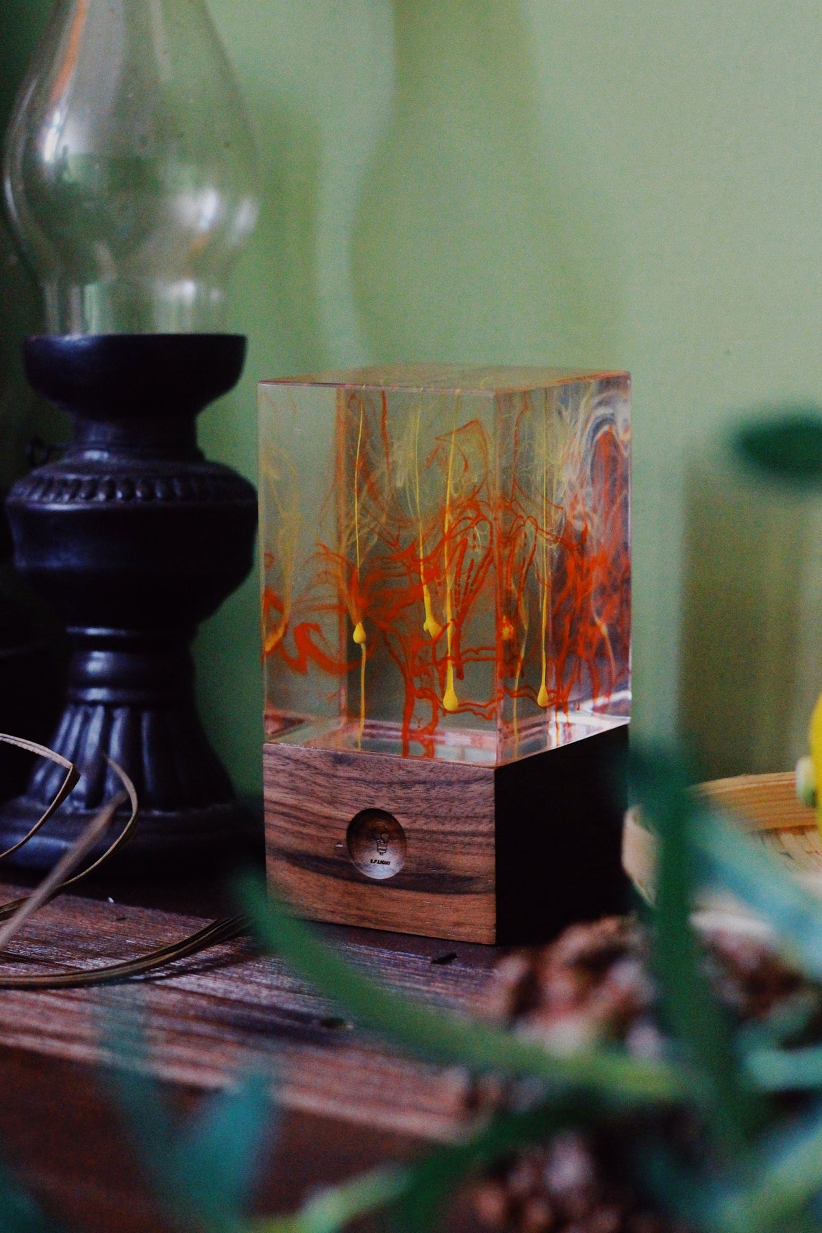 Resin Ambient Table Light - Solar